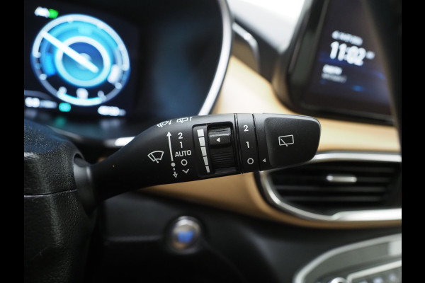 Hyundai Santa Fe 1.6 T-GDI PHEV Premium Sky 7p. | NL Auto | Panoramadak | Trekhaak | Leder | 360 | HUD | Krell | Keyless | Memory