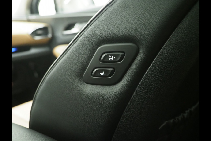 Hyundai Santa Fe 1.6 T-GDI PHEV Premium Sky 7p. | NL Auto | Panoramadak | Trekhaak | Leder | 360 | HUD | Krell | Keyless | Memory