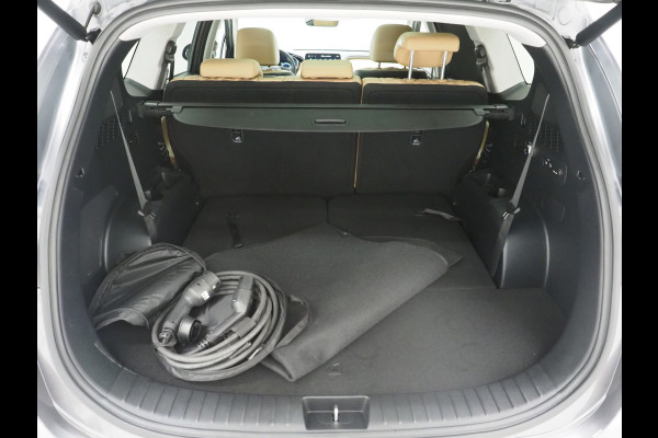 Hyundai Santa Fe 1.6 T-GDI PHEV Premium Sky 7p. | NL Auto | Panoramadak | Trekhaak | Leder | 360 | HUD | Krell | Keyless | Memory