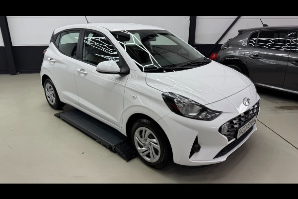 Hyundai i10 1.0 CarPlay, cruise control, camera achter, stoelverwarming