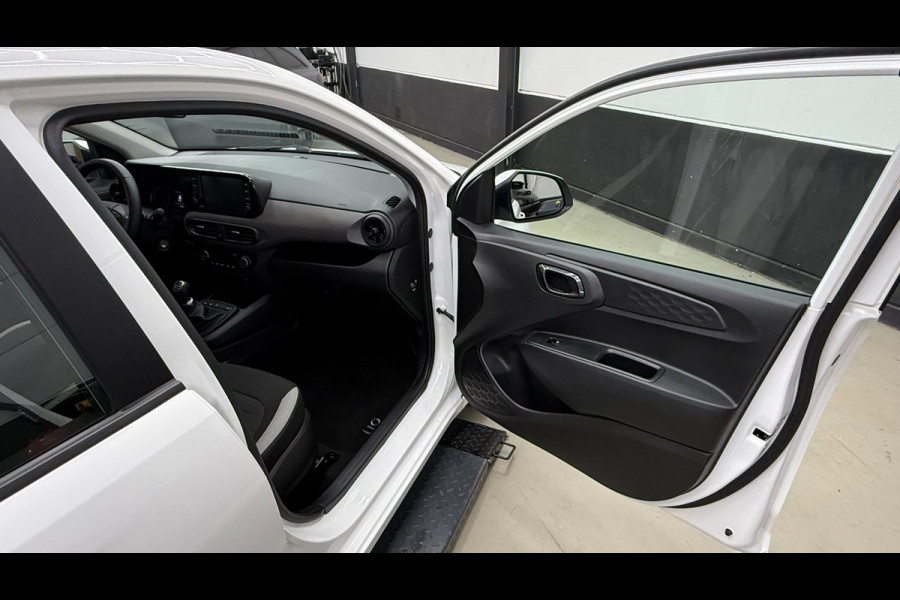 Hyundai i10 1.0 CarPlay, cruise control, camera achter, stoelverwarming