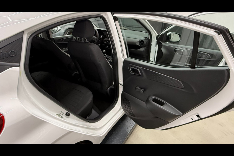 Hyundai i10 1.0 CarPlay, cruise control, camera achter, stoelverwarming