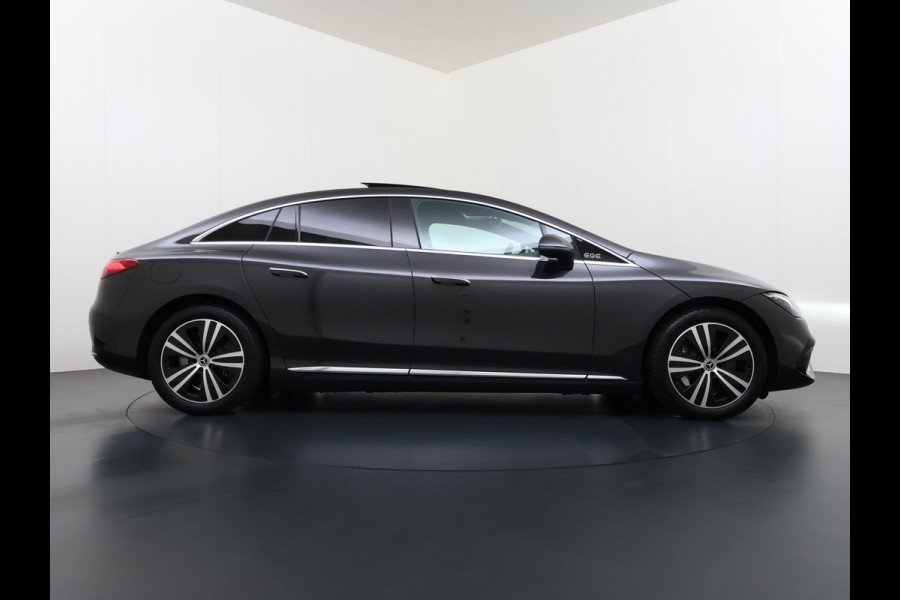 Mercedes-Benz EQE 350+ Launch Ed. Luxury Line 91kWh SOH 100% Leder+Verwarmd Panoramadak Adap.Cruise Burmester®3D-Surround-Audio Memory Navi Camera Lmv Pdc High Perf.-Led Elek.Achterklep DAB+ Privacy Glas 1e Eigenaar Dealeronderhouden Origineel Nederlandse Auto
