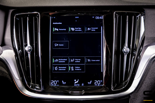Volvo V60 2.0 B3 Momentum Advantage|NAP|Trekhaak|Cam|E-stoel