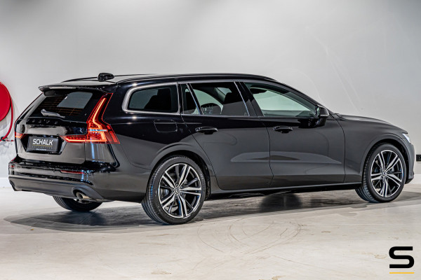 Volvo V60 2.0 B3 Momentum Advantage|NAP|Trekhaak|Cam|E-stoel