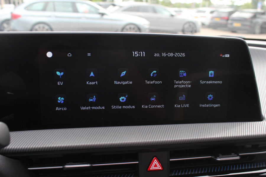 Kia Ev6 GT-Line 77.4 kWh / Full option! / Trekhaak / Panoramadak / 360Camera / Head-up / Keyless / 19'' / Half leder / Matrix LED / DAB / ACC / Stoelverwarming V+A / Warmtepomp