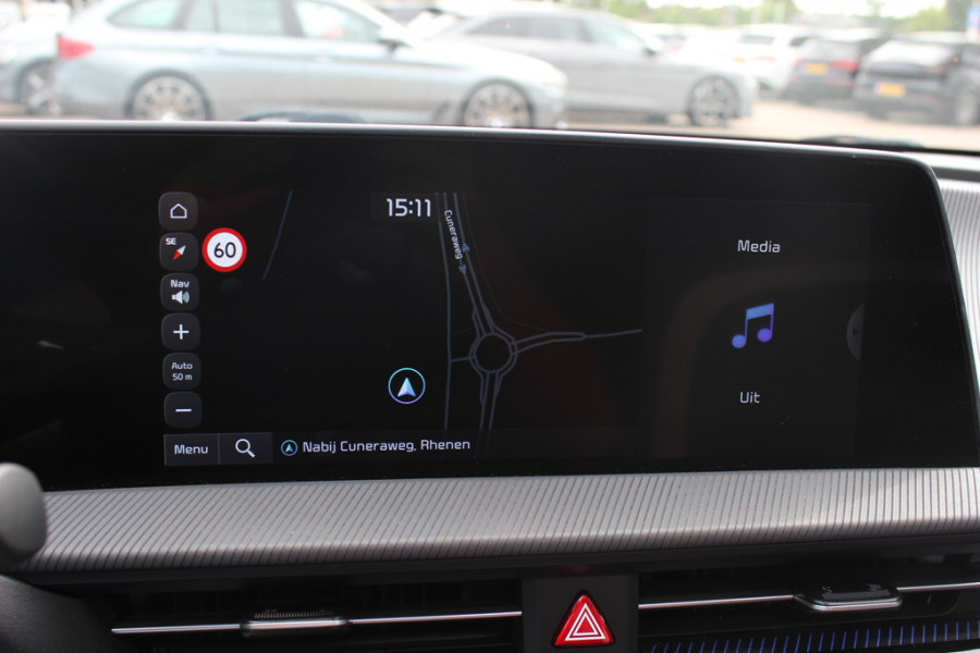 Kia Ev6 GT-Line 77.4 kWh / Full option! / Trekhaak / Panoramadak / 360Camera / Head-up / Keyless / 19'' / Half leder / Matrix LED / DAB / ACC / Stoelverwarming V+A / Warmtepomp