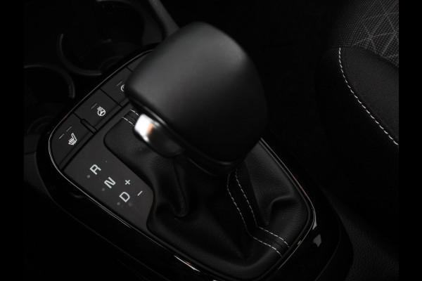 Kia Picanto 1.0 DPi Automaat DynamicLine Navigatie Apple Carplay / Android Auto Airco Camera DAB Stoelverwarming Extra Getint glas Lichtmetalen velgen Cruise Control Bluetooth