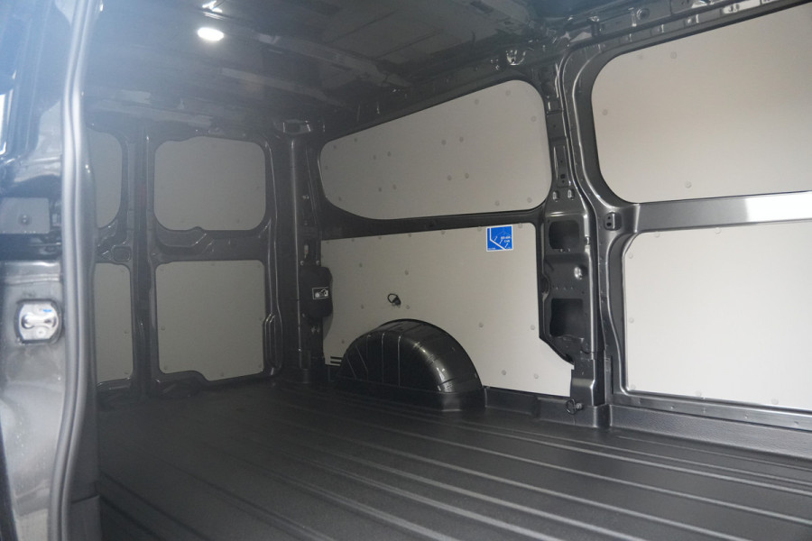 Ford E-Transit Custom 340 L2H1 Limited 71 kWh 218pk - Carplay - Camera - Stoel-stuurverwarming - Rijklaar