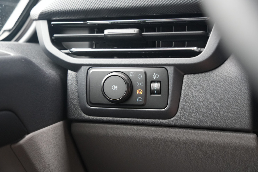 Ford E-Transit Custom 340 L2H1 Limited 71 kWh 218pk - Carplay - Camera - Stoel-stuurverwarming - Rijklaar