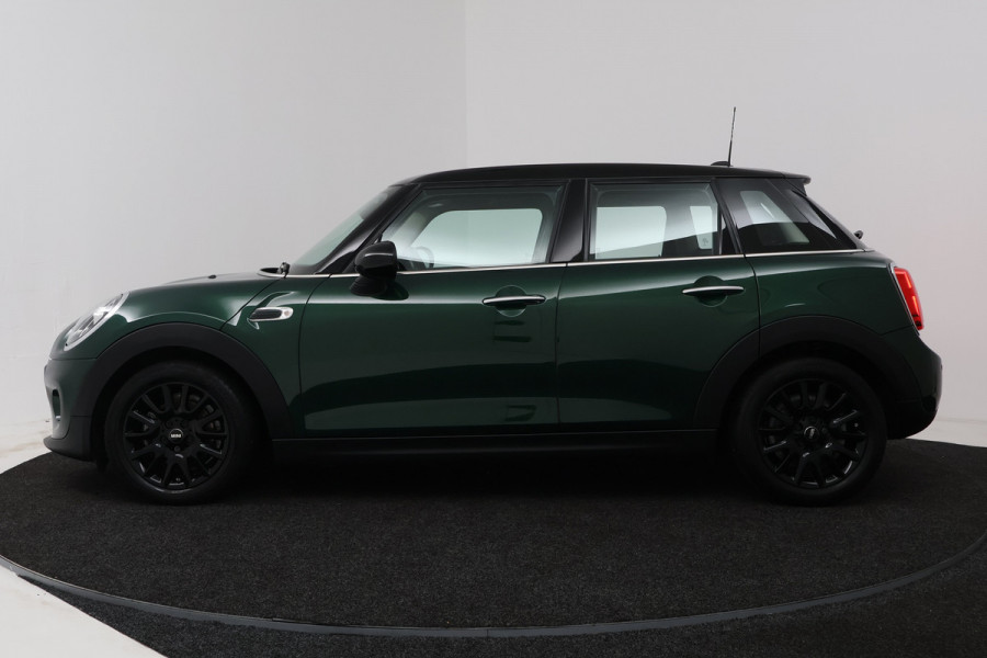 MINI 5-deurs 1.5 Cooper Chili (STOELVERWARMING, PARKEERSENSOREN, DEALER ONDERHOUDEN)