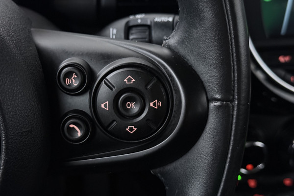 MINI 5-deurs 1.5 Cooper Chili (STOELVERWARMING, PARKEERSENSOREN, DEALER ONDERHOUDEN)