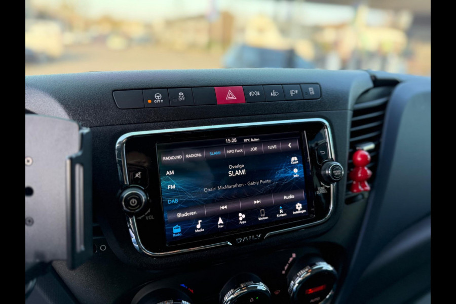 Iveco Daily 35S21 3.0 410 Oprijwagen AUTOMAAT CARPLAY-CLIMA-CRUISE-ELEKTRISCHE LIER-LED-LUCHTVERING-NAVIGATIE-TACHOGRAAF-TREKHAAK
