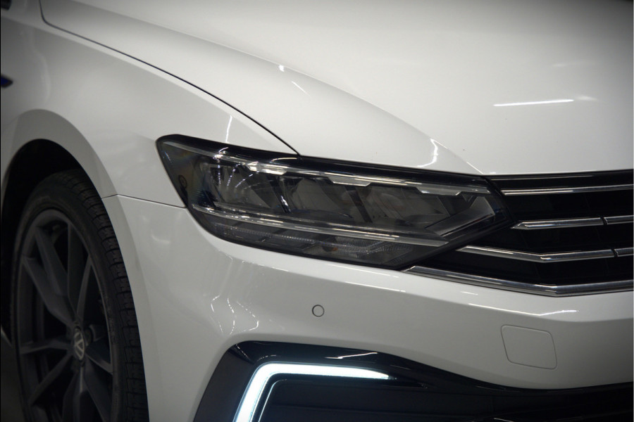 Volkswagen Passat Variant 1.4 TSI PHEV GTE Business | Stoelverwarming | Keyless | Navigatie | Apple Carplay | Camera | Trekhaak | Parkeersensoren | Climate Control | Cruise Control | Pretoria | SOH 93,87%