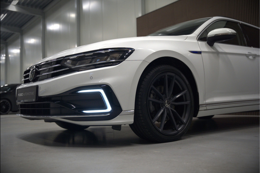 Volkswagen Passat Variant 1.4 TSI PHEV GTE Business | Stoelverwarming | Keyless | Navigatie | Apple Carplay | Camera | Trekhaak | Parkeersensoren | Climate Control | Cruise Control | Pretoria | SOH 93,87%