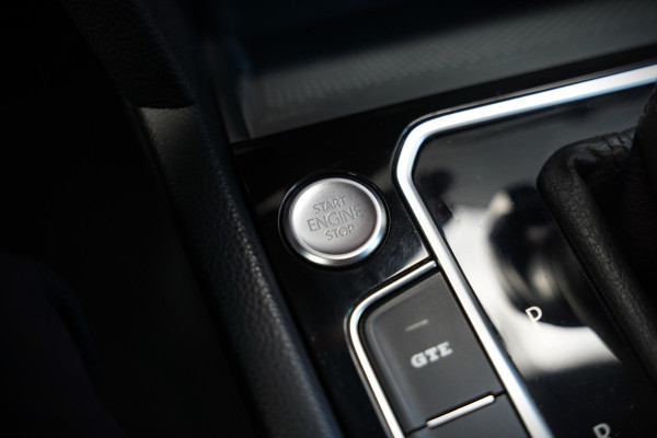 Volkswagen Passat Variant 1.4 TSI PHEV GTE Business | Stoelverwarming | Keyless | Navigatie | Apple Carplay | Camera | Trekhaak | Parkeersensoren | Climate Control | Cruise Control | Pretoria | SOH 93,87%