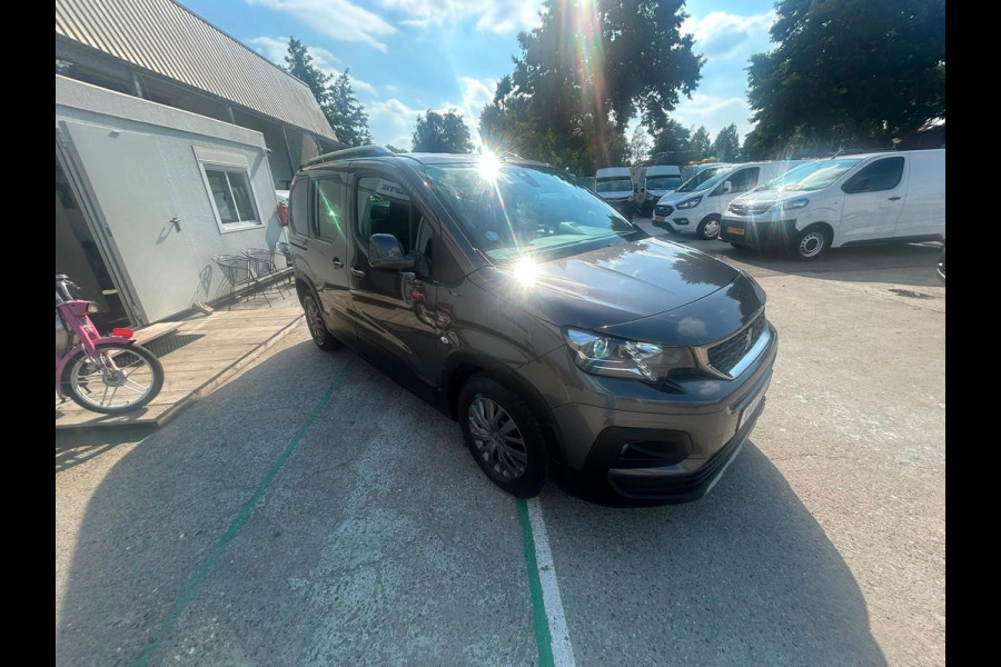 Peugeot Rifter 1.2 Puretech Allure