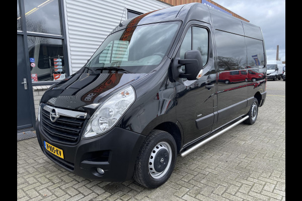 Opel Movano 2.3 CDTI 130pk L2H2 / vaste prijs rijklaar € 16.950 ex btw / lease vanaf € 366 / airco / cruise / navigatie / pdc achter / zwart metallic / geveerde chauffeurs stoel !