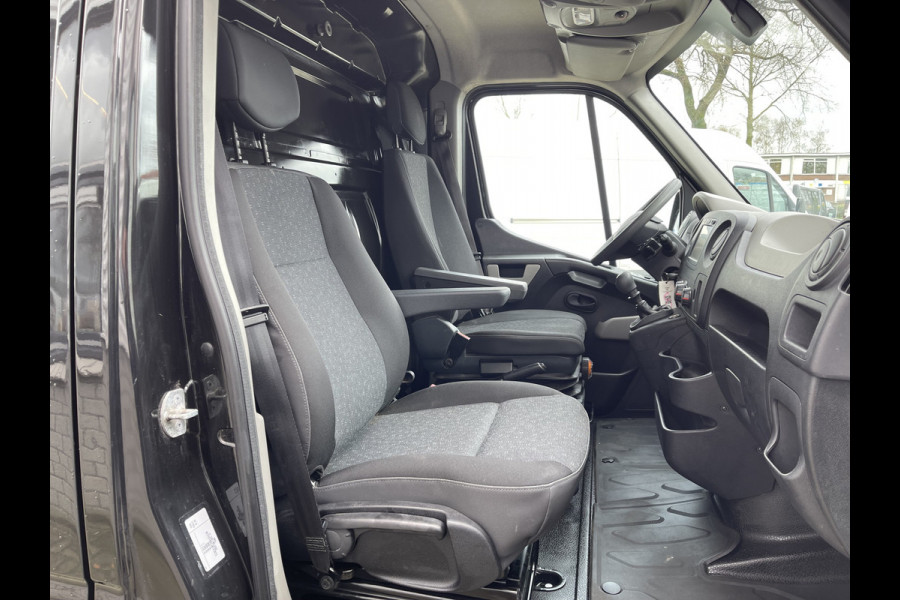 Opel Movano 2.3 CDTI 130pk L2H2 / vaste prijs rijklaar € 16.950 ex btw / lease vanaf € 366 / airco / cruise / navigatie / pdc achter / zwart metallic / geveerde chauffeurs stoel !