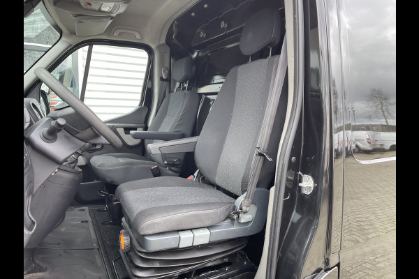 Opel Movano 2.3 CDTI 130pk L2H2 / vaste prijs rijklaar € 16.950 ex btw / lease vanaf € 366 / airco / cruise / navigatie / pdc achter / zwart metallic / geveerde chauffeurs stoel !