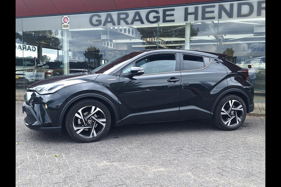 Toyota C-HR 2.0 Hybrid Dynamic | Apple Carplay Android Auto | Adaptive CC | Camera | Climate Control | 18"LM |