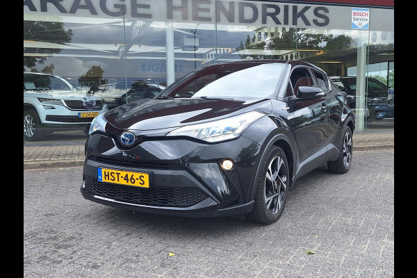 Toyota C-HR 2.0 Hybrid Dynamic | Apple Carplay Android Auto | Adaptive CC | Camera | Climate Control | 18"LM |