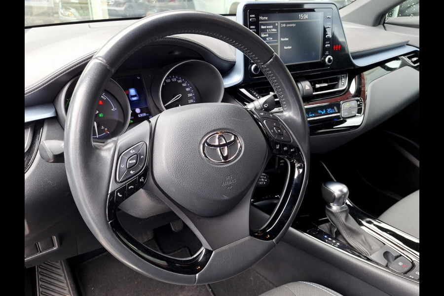 Toyota C-HR 2.0 Hybrid Dynamic | Apple Carplay Android Auto | Adaptive CC | Camera | Climate Control | 18"LM |