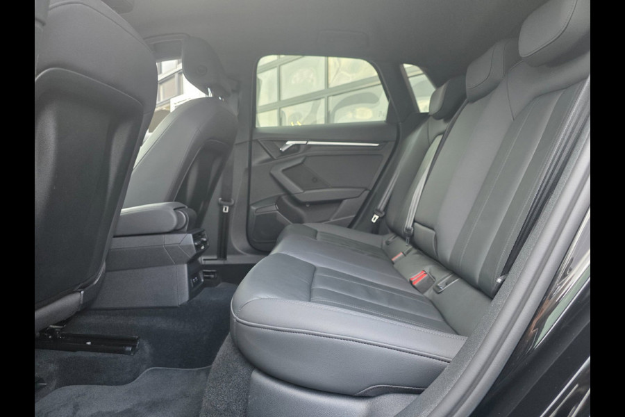 Audi A3 Sportback 40 e-tron TFSIe Pro Line plus | LEDER | BLACK OPTIEK | DIGITAL COCKPIT | STOELVERWARMING | CAMERA