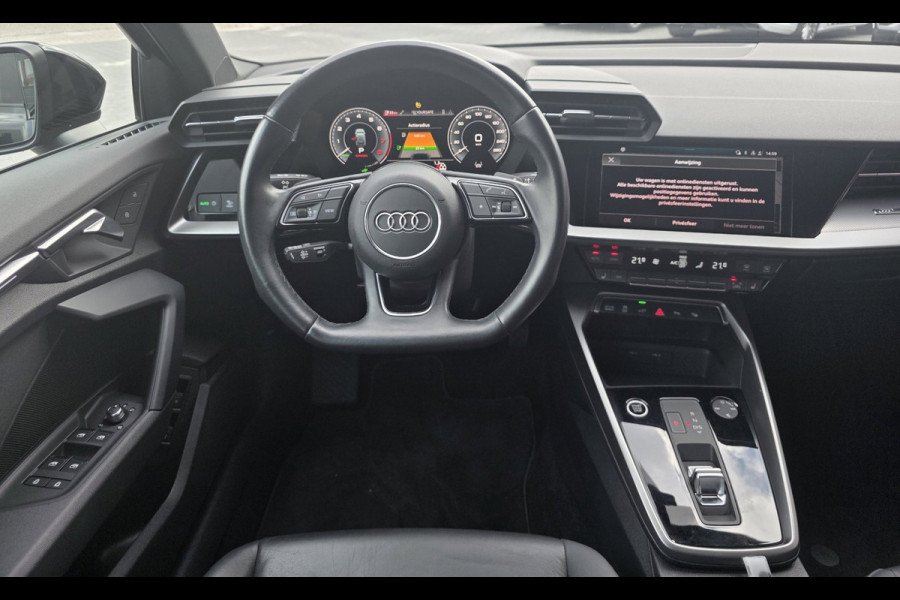 Audi A3 Sportback 40 e-tron TFSIe Pro Line plus | LEDER | BLACK OPTIEK | DIGITAL COCKPIT | STOELVERWARMING | CAMERA