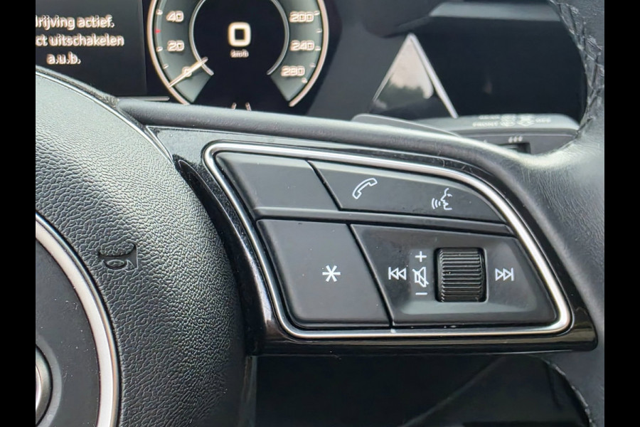 Audi A3 Sportback 40 e-tron TFSIe Pro Line plus | LEDER | BLACK OPTIEK | DIGITAL COCKPIT | STOELVERWARMING | CAMERA