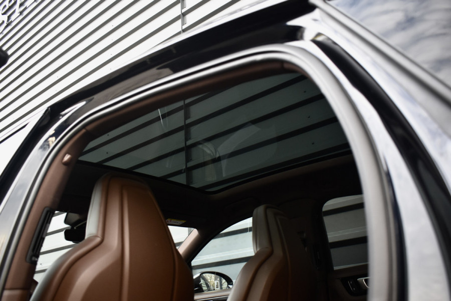 Porsche Cayenne Coupé 3.0 E-Hybrid Platinum Edition SportDesign | Pano | ACC | Trekhaak | 22'' Wielen | Bose | Achterasbesturing | Stoelventilatie | Sportuitlaat |