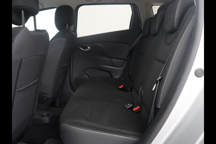 Renault Clio 0.9 TCe Limited | Cruise control | Park assist | Bluetooth | Navigatie | DAB | Getint glas | Full LED | Lichtmetaal 16'' |