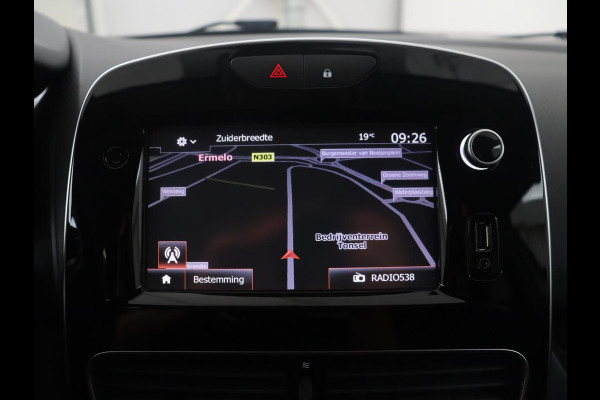 Renault Clio 0.9 TCe Limited | Cruise control | Park assist | Bluetooth | Navigatie | DAB | Getint glas | Full LED | Lichtmetaal 16'' |