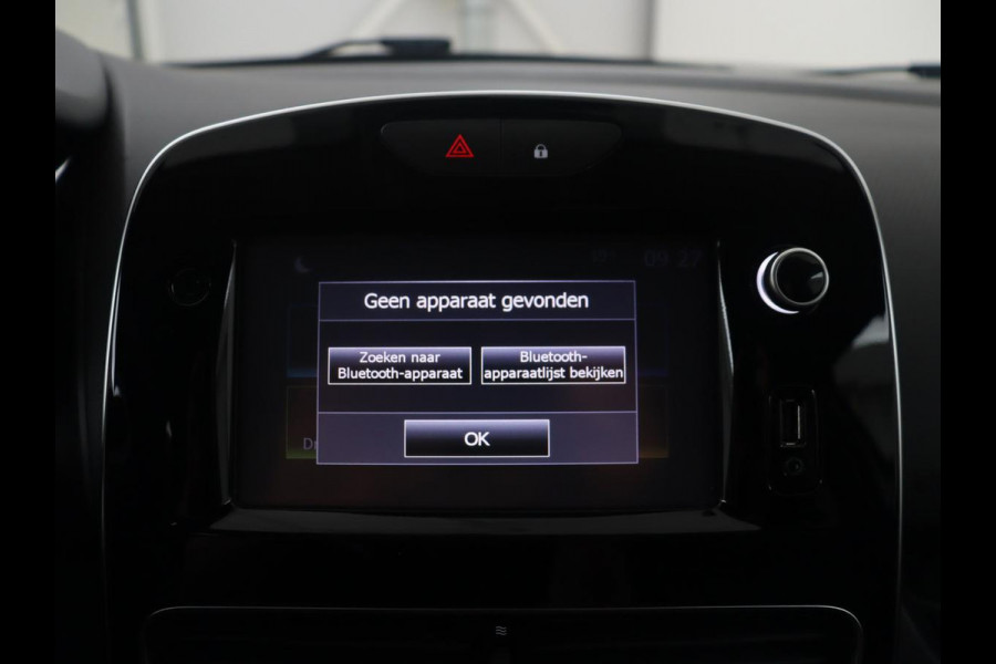 Renault Clio 0.9 TCe Limited | Cruise control | Park assist | Bluetooth | Navigatie | DAB | Getint glas | Full LED | Lichtmetaal 16'' |