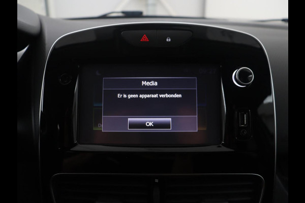 Renault Clio 0.9 TCe Limited | Cruise control | Park assist | Bluetooth | Navigatie | DAB | Getint glas | Full LED | Lichtmetaal 16'' |