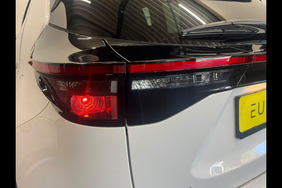 Toyota Yaris Cross 1.5 Hybrid Business Navigatie Apple Carplay Android Auto Camera Parkeerhulp Adaptive Cruise Control Climate Control Lichtmetalen velgen