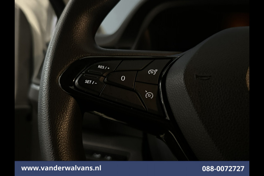 Renault Trafic 2.0 dCi 131pk L2H1 Euro6 Airco | Navigatie | Camera | LED | Cruisecontrol Parkeersensoren, Bijrijdersbank