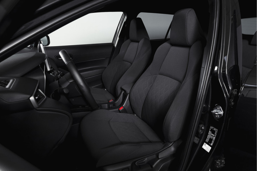 Toyota Corolla Cross Hybrid 140 Dynamic | Dig. Cockpit | Adapt. Cruise | Winterpakket | PDC | Camera | App. Connect | ECC | Elek. Klep | LM 18" | 3845