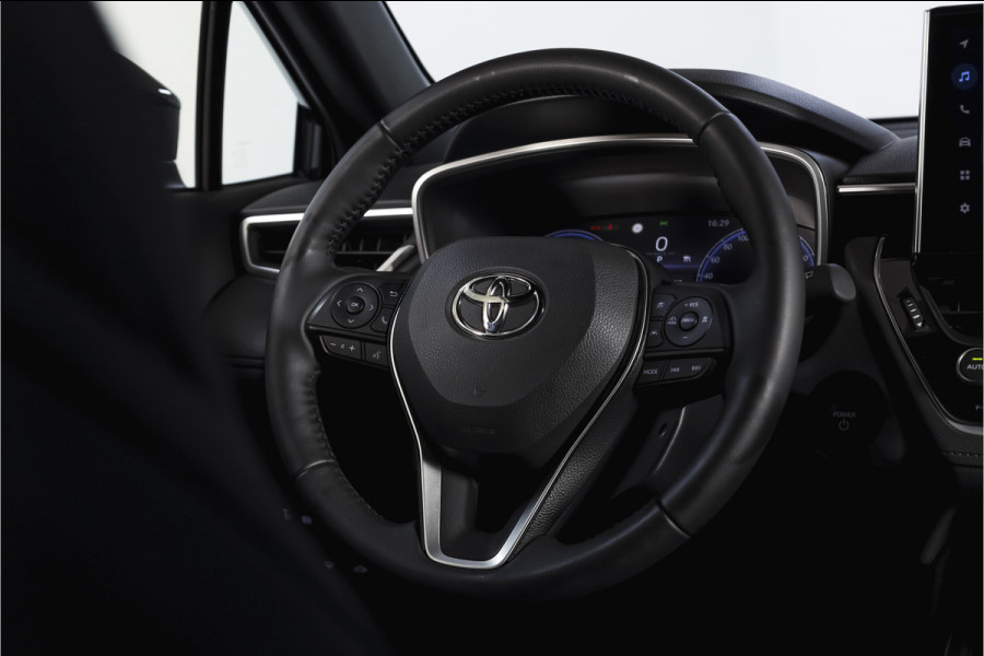 Toyota Corolla Cross Hybrid 140 Dynamic | Dig. Cockpit | Adapt. Cruise | Winterpakket | PDC | Camera | App. Connect | ECC | Elek. Klep | LM 18" | 3845