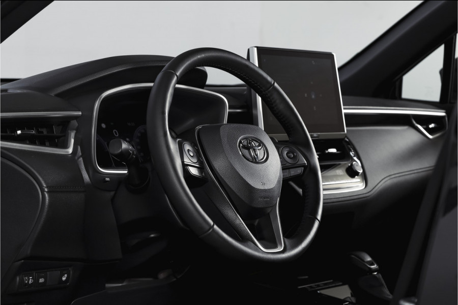Toyota Corolla Cross Hybrid 140 Dynamic | Dig. Cockpit | Adapt. Cruise | Winterpakket | PDC | Camera | App. Connect | ECC | Elek. Klep | LM 18" | 3845