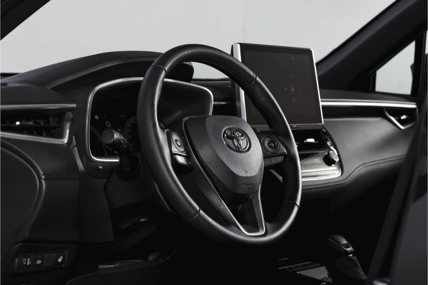 Toyota Corolla Cross Hybrid 140 Dynamic | Dig. Cockpit | Adapt. Cruise | Winterpakket | PDC | Camera | App. Connect | ECC | Elek. Klep | LM 18" | 3845