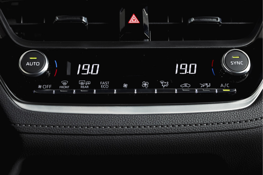 Toyota Corolla Cross Hybrid 140 Dynamic | Dig. Cockpit | Adapt. Cruise | Winterpakket | PDC | Camera | App. Connect | ECC | Elek. Klep | LM 18" | 3845
