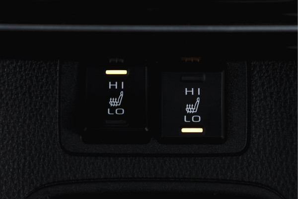Toyota Corolla Cross Hybrid 140 Dynamic | Dig. Cockpit | Adapt. Cruise | Winterpakket | PDC | Camera | App. Connect | ECC | Elek. Klep | LM 18" | 3845