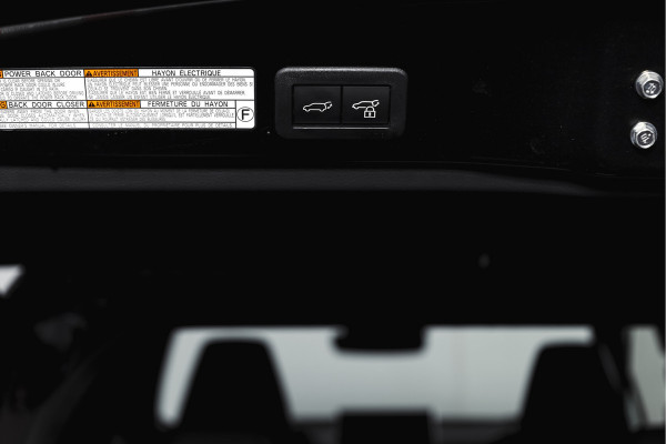 Toyota Corolla Cross Hybrid 140 Dynamic | Dig. Cockpit | Adapt. Cruise | Winterpakket | PDC | Camera | App. Connect | ECC | Elek. Klep | LM 18" | 3845