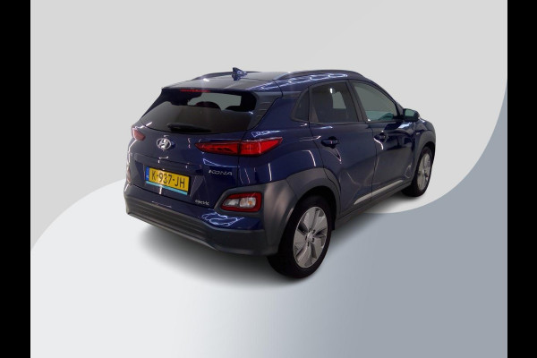 Hyundai Kona EV Fashion 64 kWh | SOH 100% | Navigatiesysteem | Parkeersensoren |
