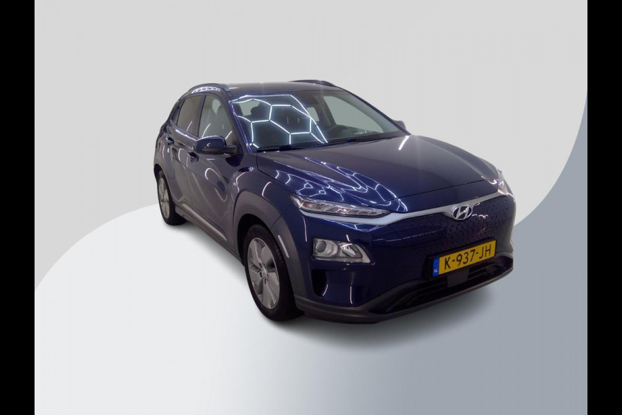 Hyundai Kona EV Fashion 64 kWh | SOH 100% | Navigatiesysteem | Parkeersensoren |