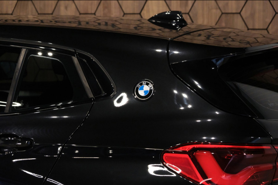 BMW X2 1.8i sDrive *M-Pakket* 103dkm M-Sportinterieur/Navi/"19 LMV