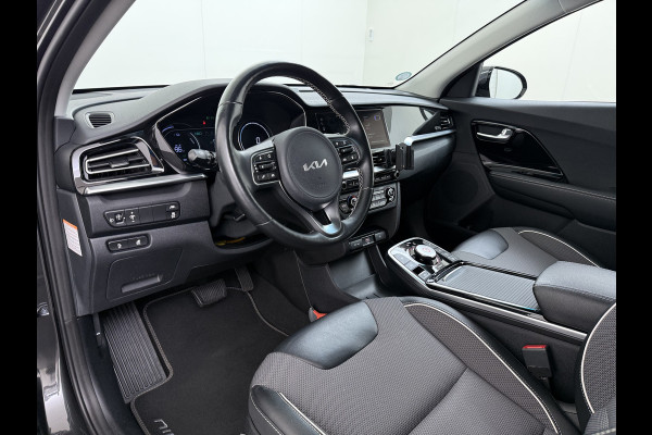 Kia e-Niro Edition 64kWh SOH 95,7% Stuur+Stoelverwarming Adap.Cruise Camera Apple Carplay Android Auto Navi Ecc Keyless-go DAB Lane Assist Isofix Regensensor Bluetooth 1e Eigenaar Origineel Nederlandse Auto