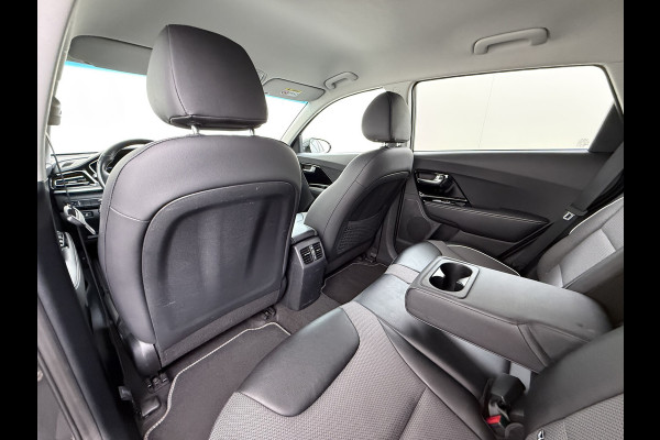 Kia e-Niro Edition 64kWh SOH 95,7% Stuur+Stoelverwarming Adap.Cruise Camera Apple Carplay Android Auto Navi Ecc Keyless-go DAB Lane Assist Isofix Regensensor Bluetooth 1e Eigenaar Origineel Nederlandse Auto
