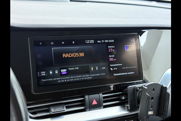 Kia e-Niro Edition 64kWh SOH 95,7% Stuur+Stoelverwarming Adap.Cruise Camera Apple Carplay Android Auto Navi Ecc Keyless-go DAB Lane Assist Isofix Regensensor Bluetooth 1e Eigenaar Origineel Nederlandse Auto